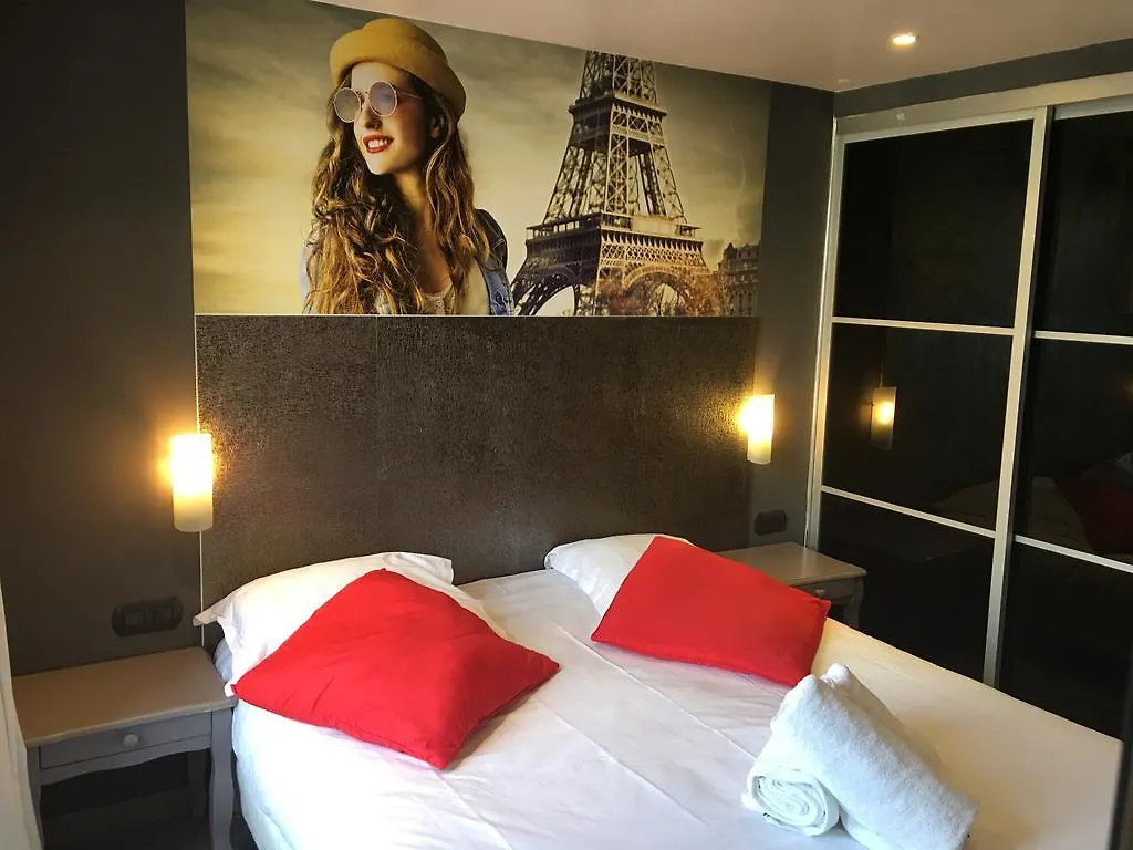 The Element Hotel Paris 3*,  France